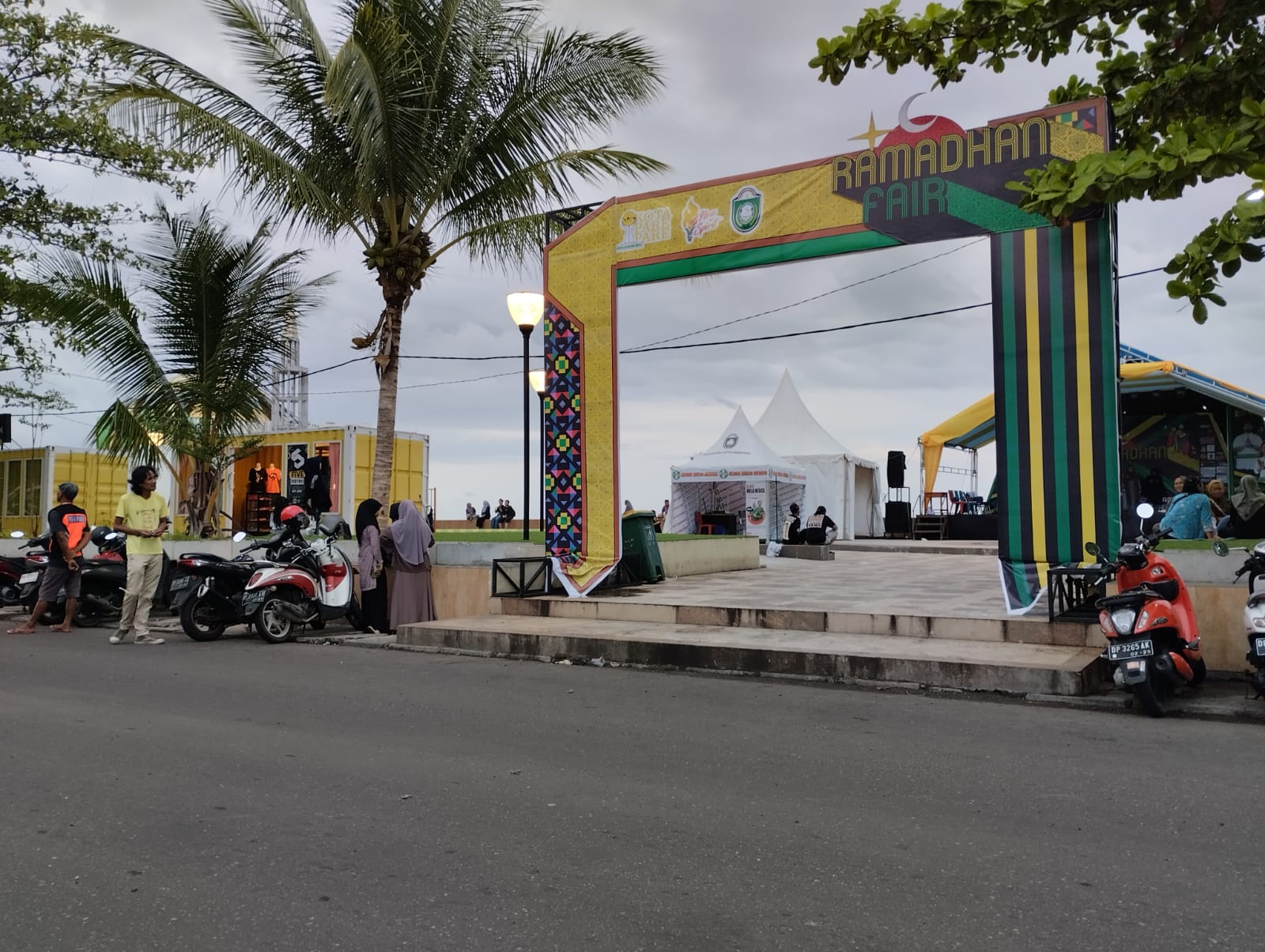 masjid terapung bj habibie