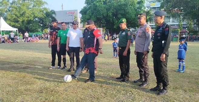 sepak bola