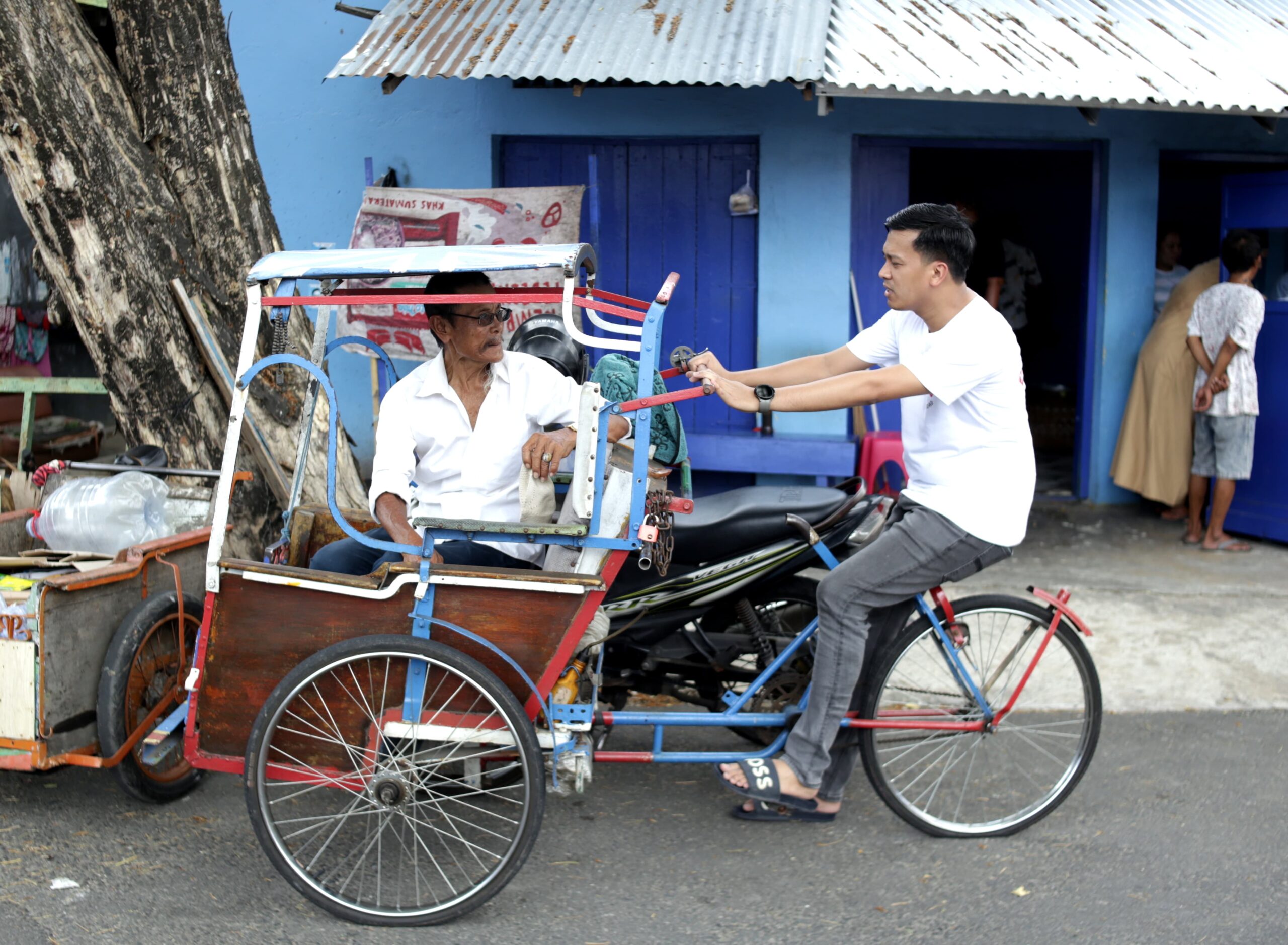 tukang becak